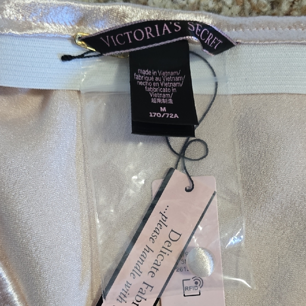Victoria's Secret Light Pink Satin Midi Skirt - Picture 4 of 4